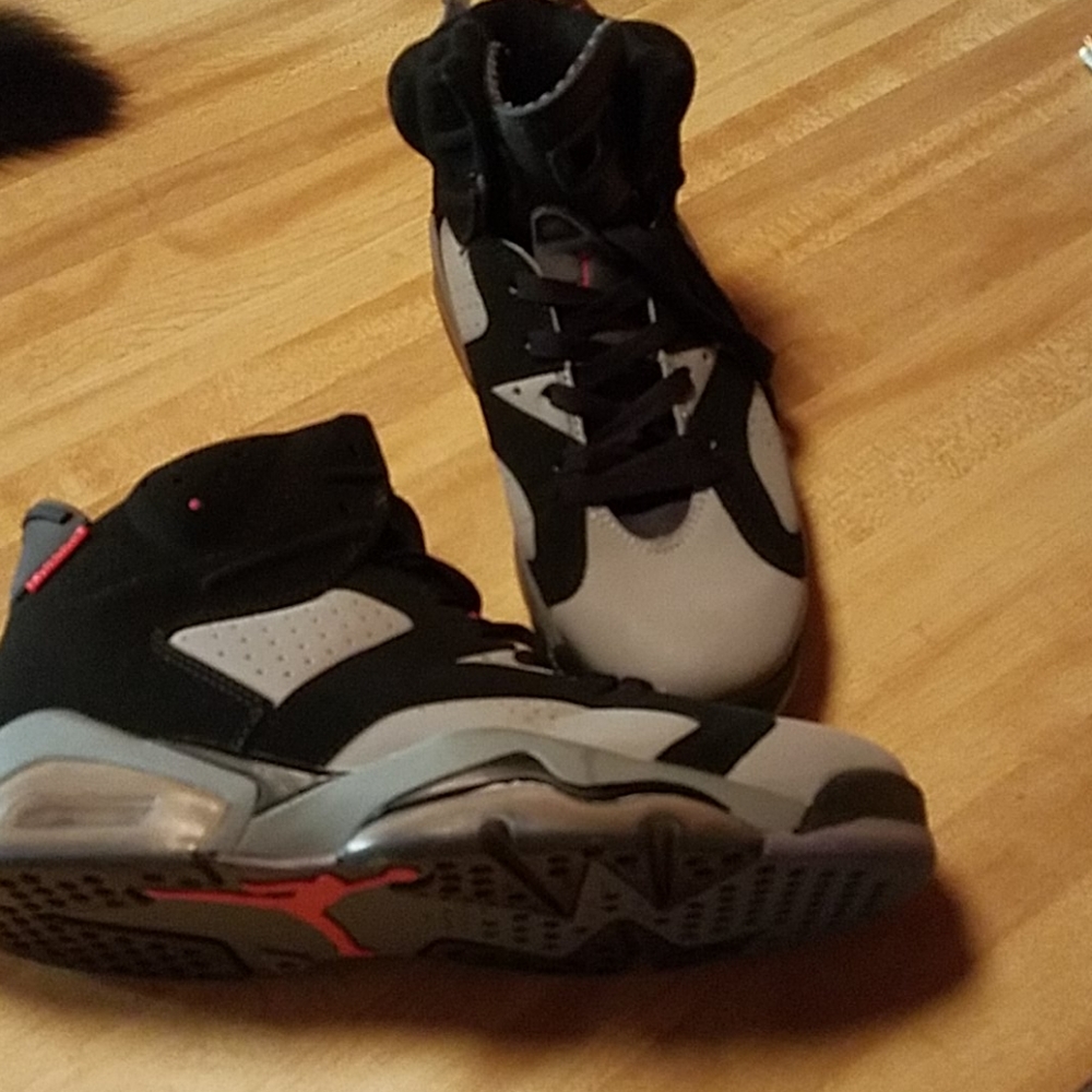 Jordan retro 6 Paris saint Germain